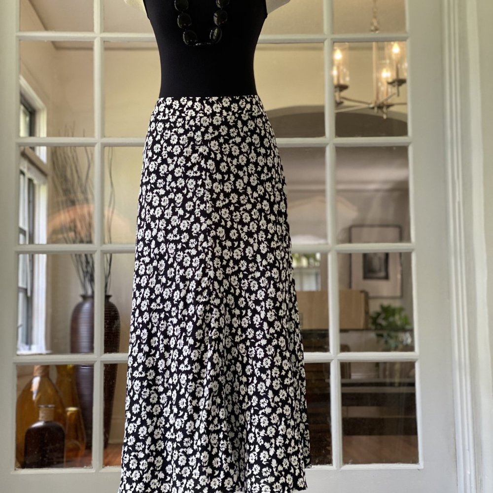 Skirt, Maxi, Zara, size L floral B&W